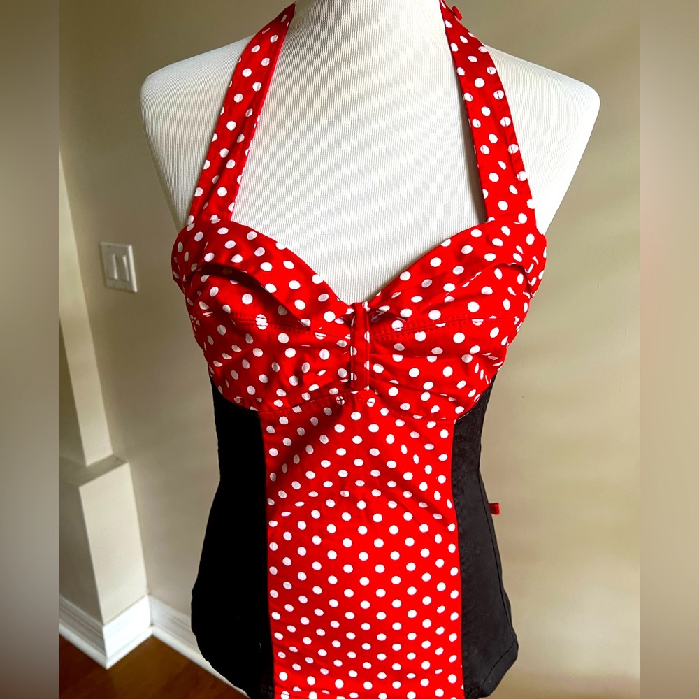 Adorable pin up rockabilly halter